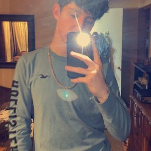 Meet your Posher, Logan